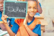 MOR I UNICEF: Približno 138 miliona dece širom sveta primorano na rad 
