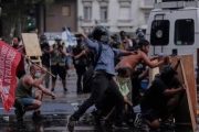 Žestoke demonstracije u Argentini: Desničarska vlada drastično smanjuje prava radnika