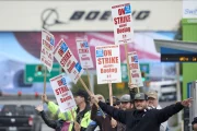 Članovi sindikata inženjera u američkom Boingu odbacili ponudu uprave i najavili štrajk